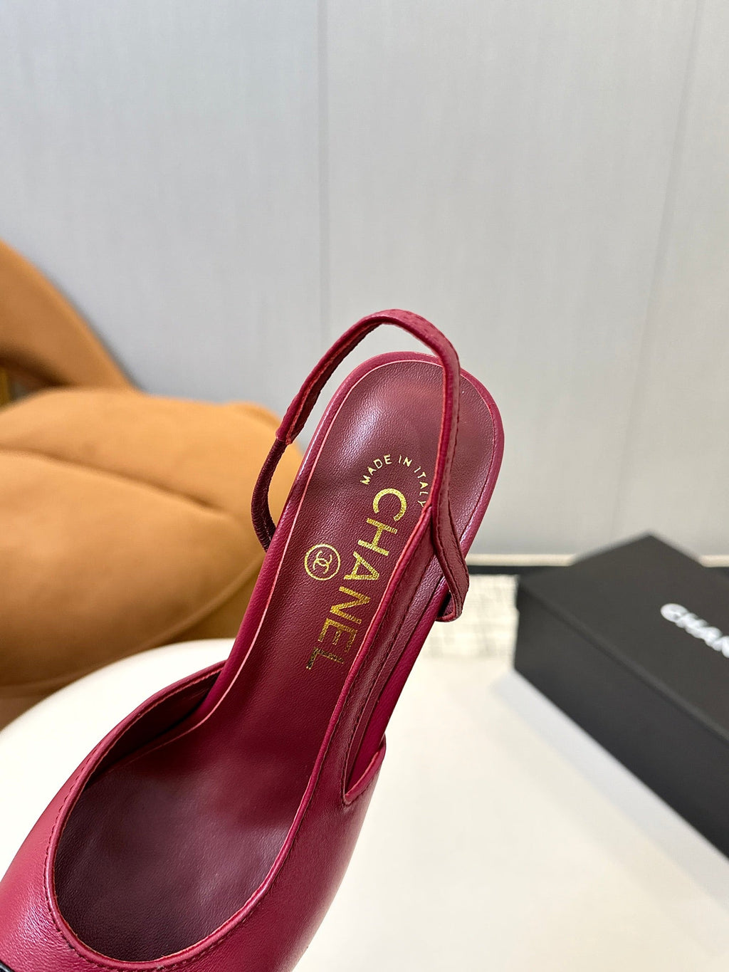 CC SLINGBACK IN BURGUNDY RED MIX BLACK CALFSKIN
