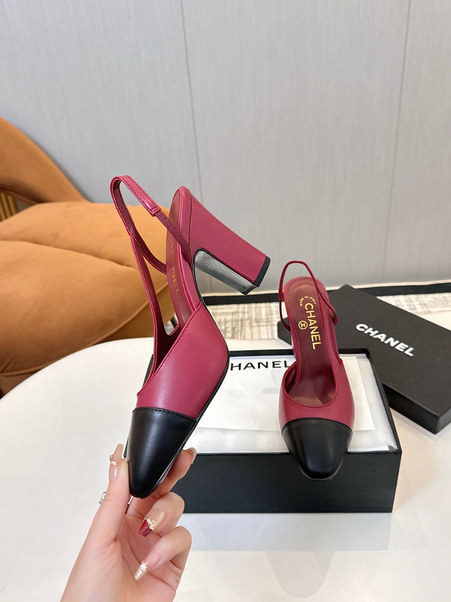 CC SLINGBACK IN BURGUNDY RED MIX BLACK CALFSKIN