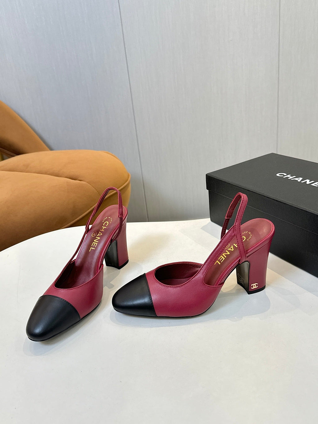 CC SLINGBACK IN BURGUNDY RED MIX BLACK CALFSKIN