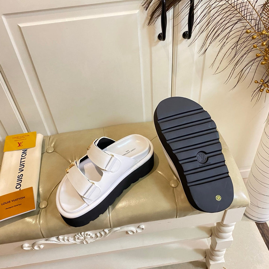 LV 26S WEDGE SLIDES 45 MM IN WHITE CALFSKIN