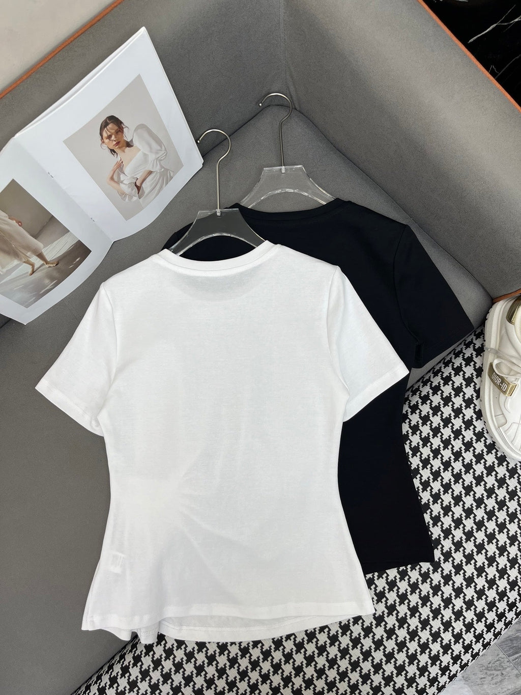 FITTED POLO SHIRT WITH PLEATED WAIST 255707
