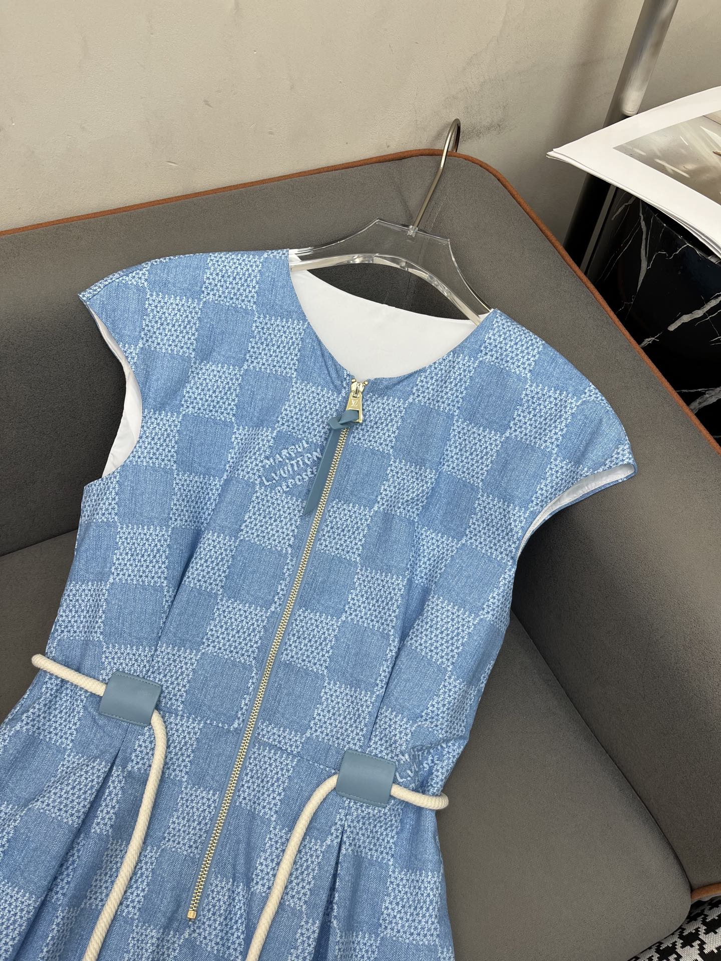 LV FRONT ZIP SLEEVELESS DRESS BLUE 25S IN POLYESTER 266638