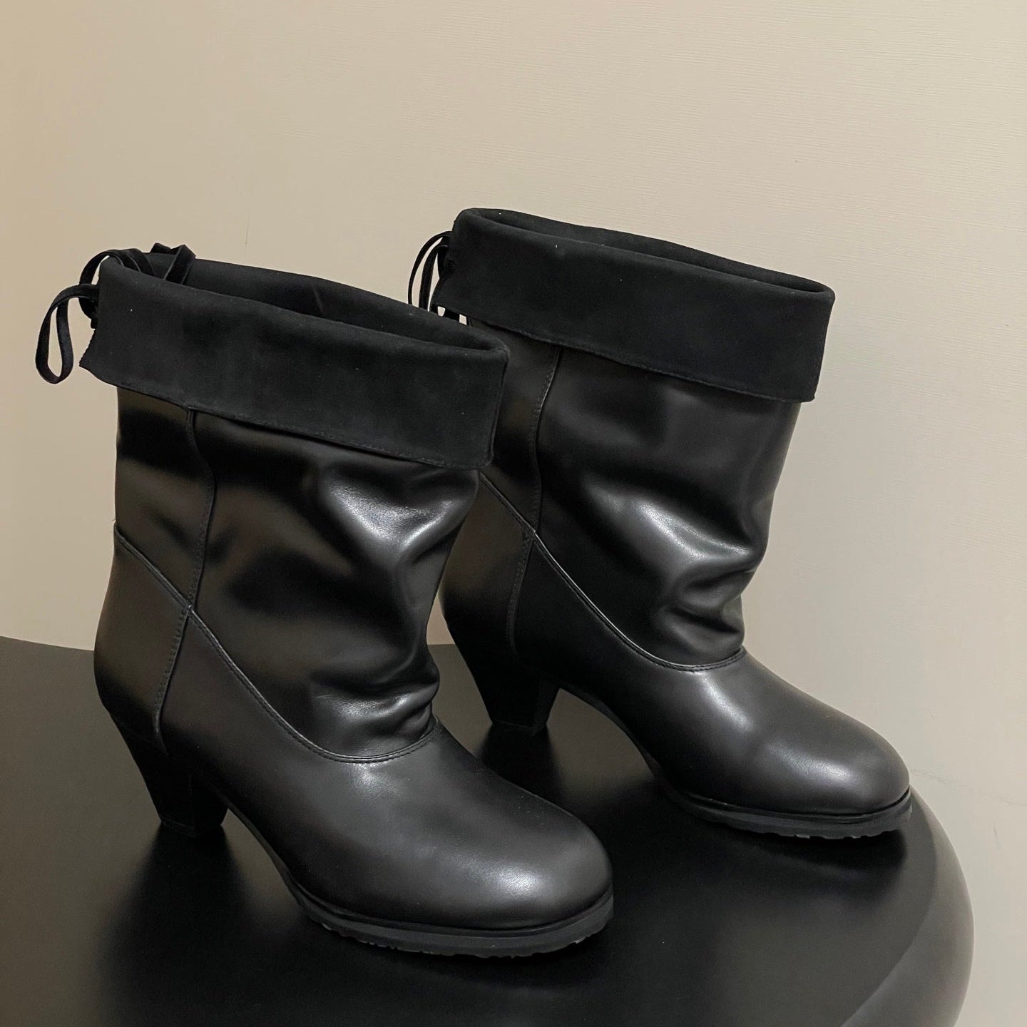 ALO 25S FOLD-OVER ANKLE BOOTS 50 MM IN BLACK LAMBSKIN