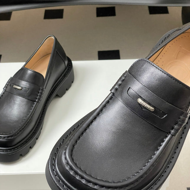 LOEWE 26S LOAFER IN BLACK CALFSKIN