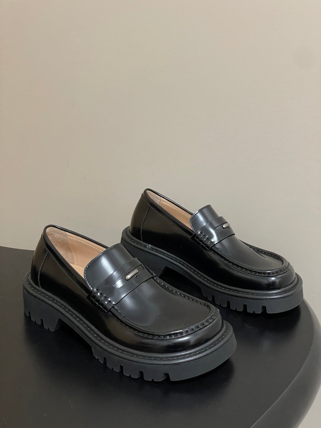 LOEWE 26S LOAFER IN BLACK PATENT CALFSKIN
