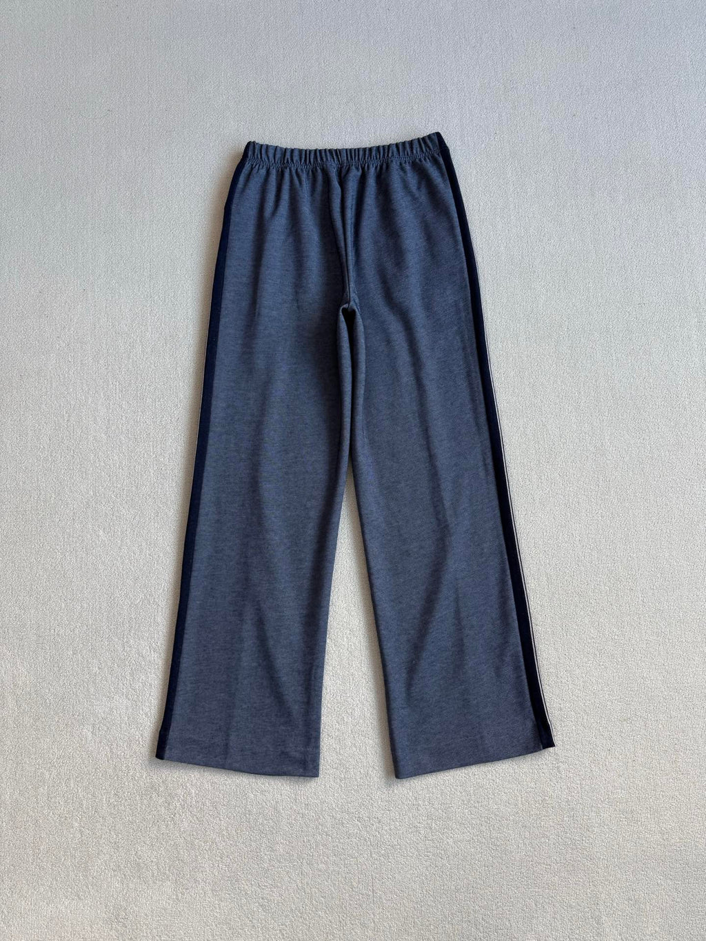 MIUMIU SPORTS PANTS STYLE 590