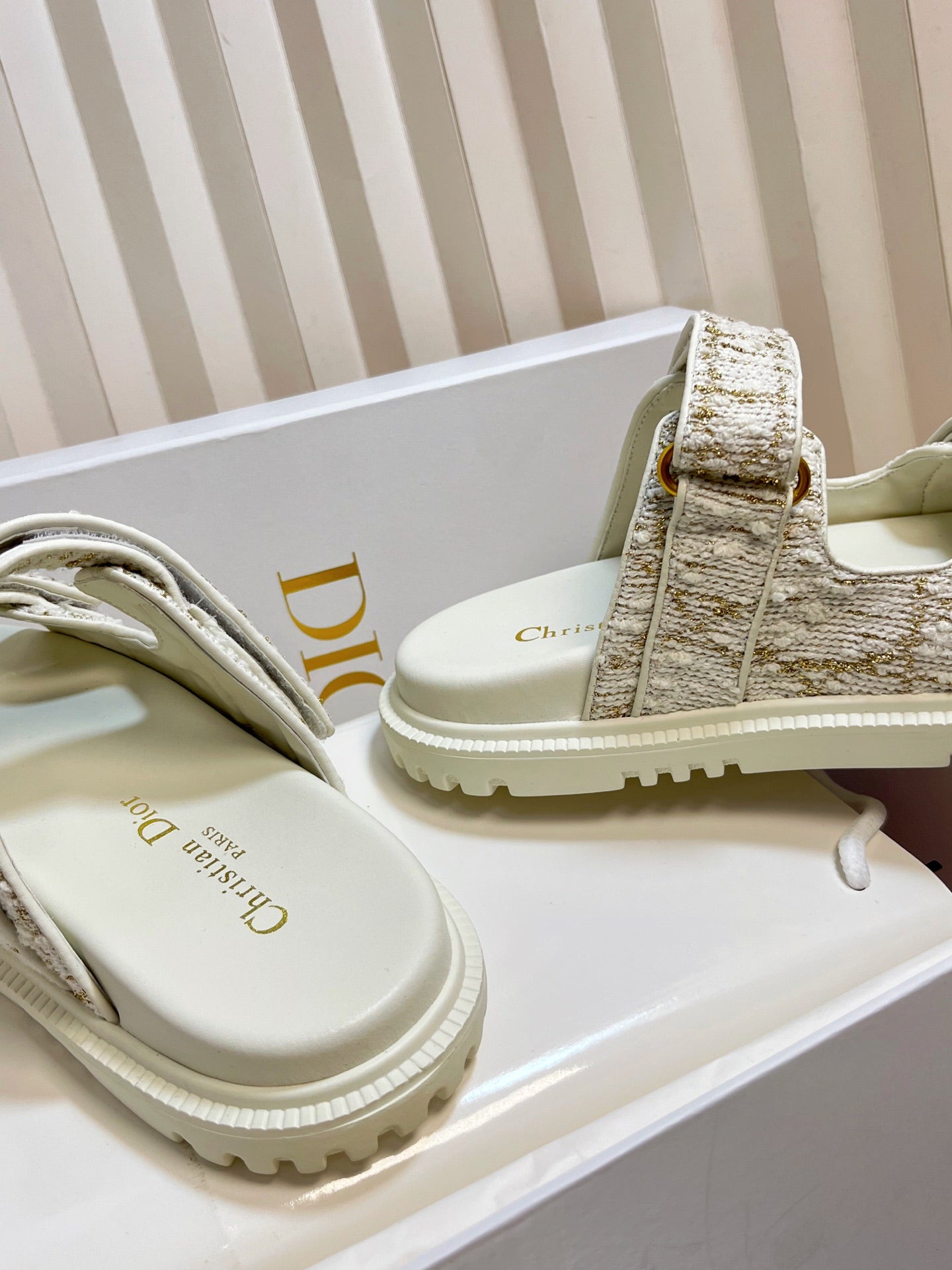 DIORACT SLIDES 25MM IN WHITE AND GOLD TWEED