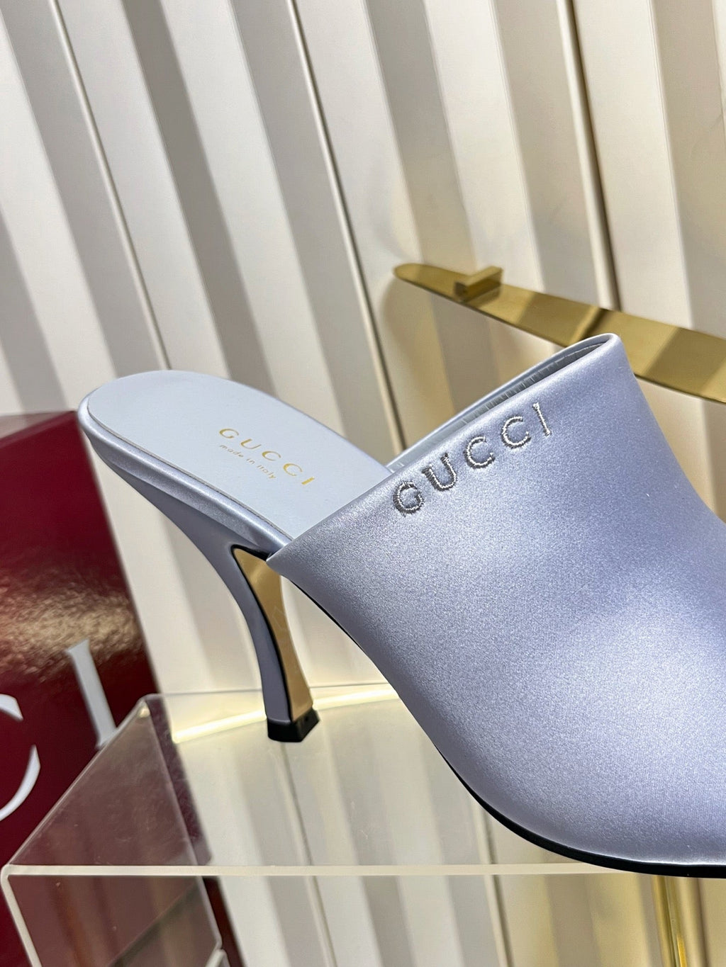 GUCCI 26S HIGH-HEELED SANDALS 100 MM IN GRAYISH BLUE SATIN