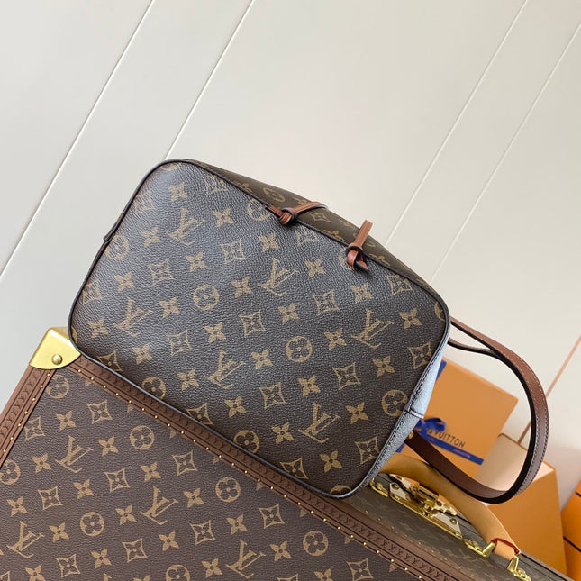LV 26S GASTON BAG 26 IN BROWN MONOGRAM CANVAS STYLE 1