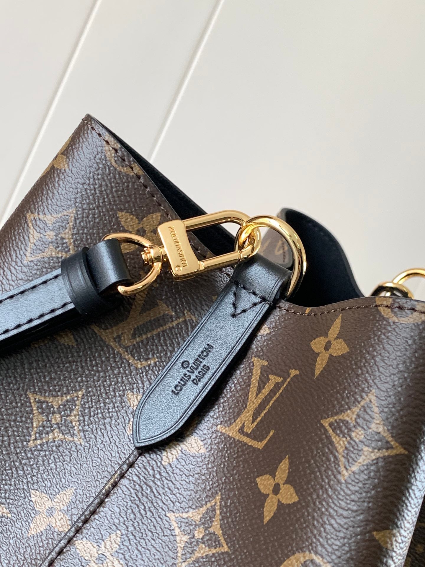 LV 26S GASTON BAG 26 IN BROWN MONOGRAM CANVAS STYLE 3