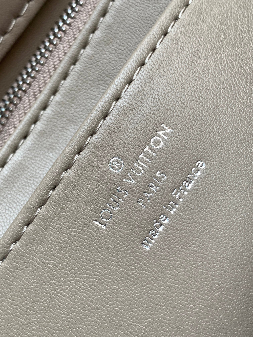 LV 25S GO-14 MM 23 IN BROWN QUILTED LAMBSKIN SILVER HARDWARE