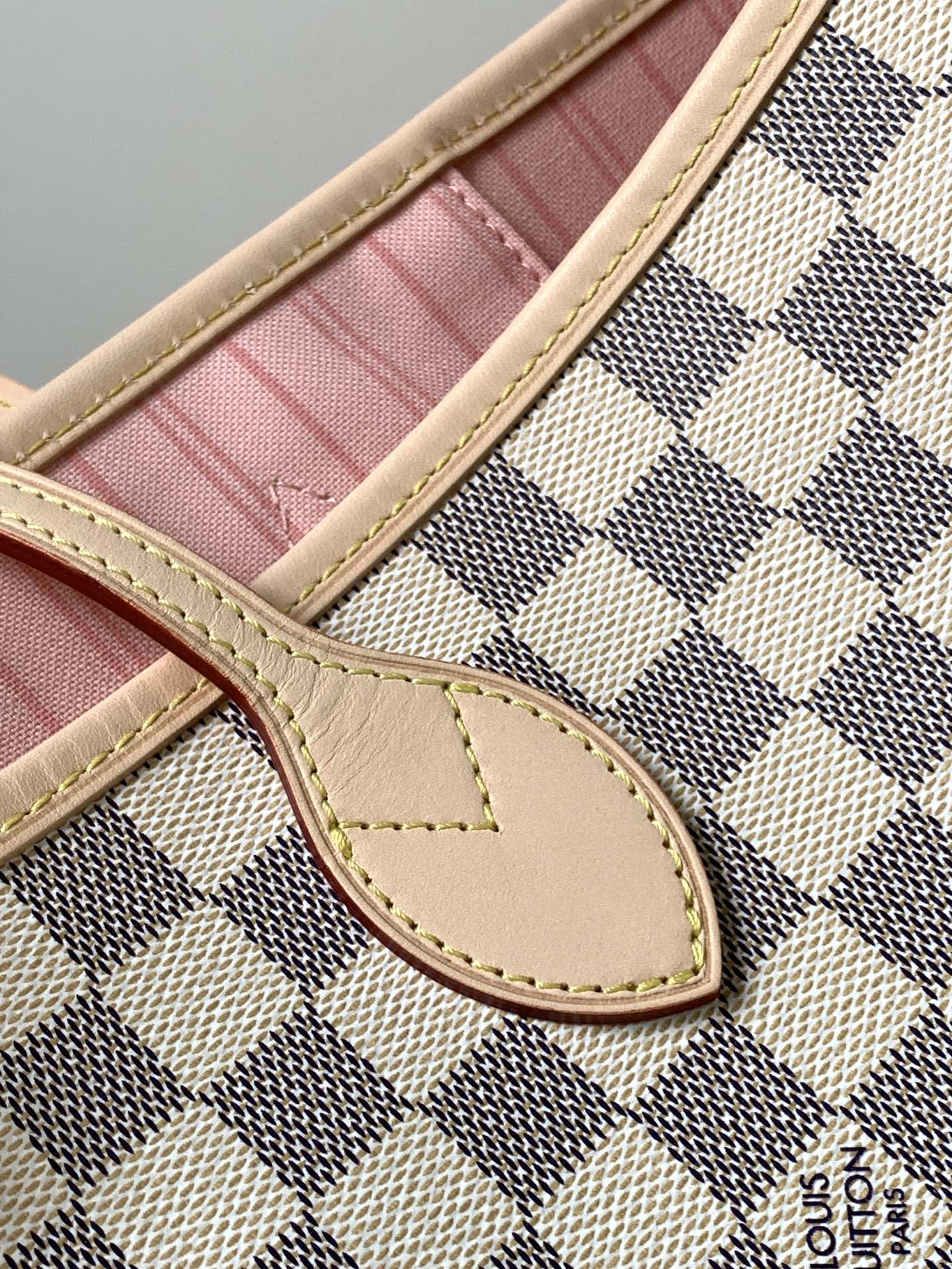 LV NEVERFULL 39 MM IN BEIGE DAMIER AZUR CANVAS