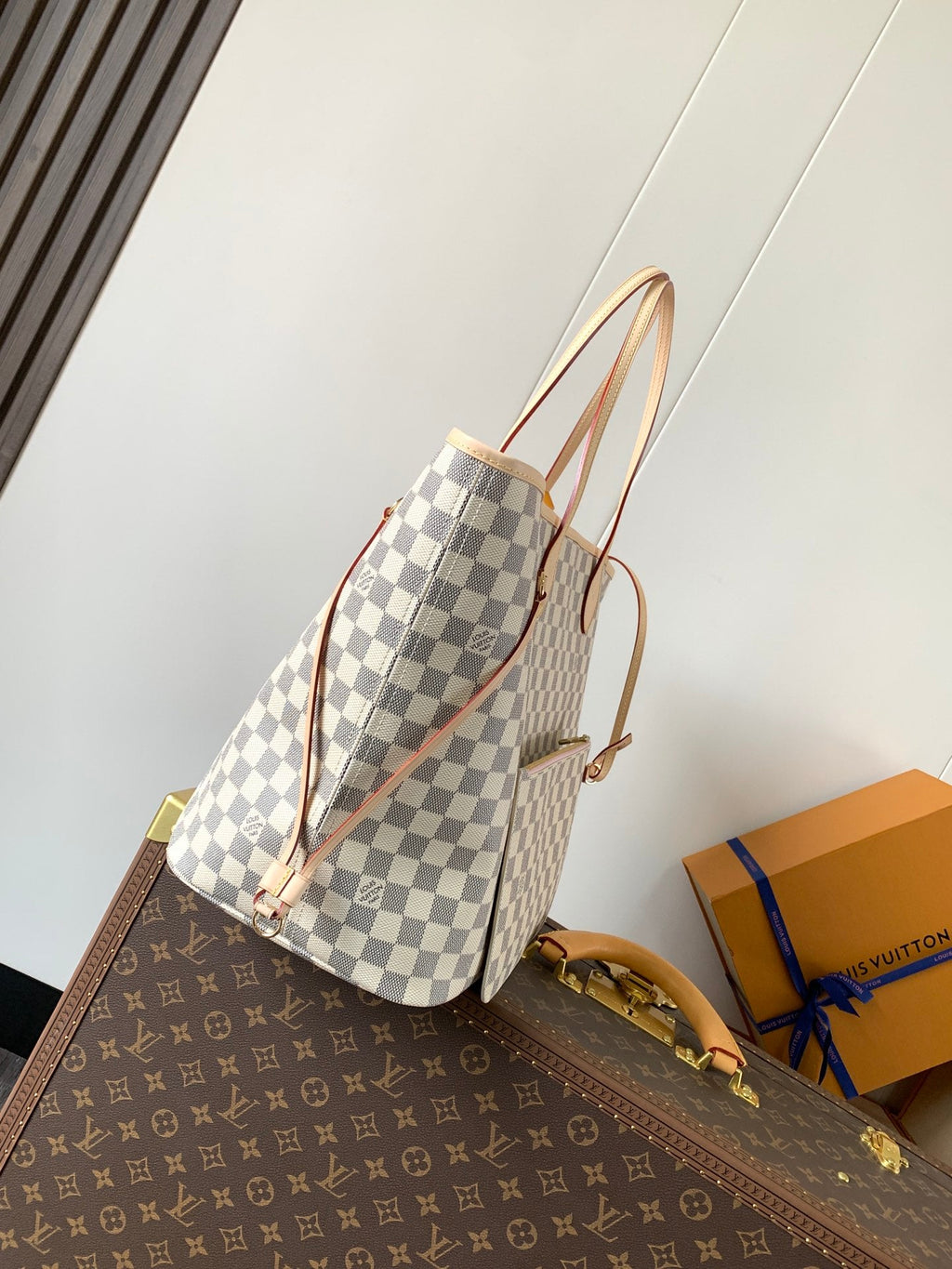 LV NEVERFULL 39 MM IN BEIGE DAMIER AZUR CANVAS