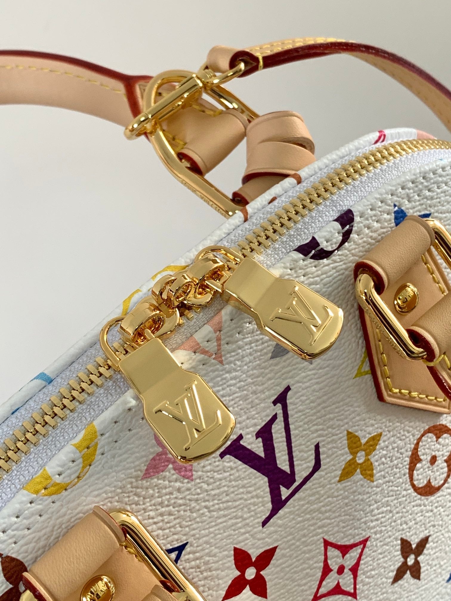 LV 26S ALMA BB BAG 23 IN WHITE MONOGRAM CANVAS