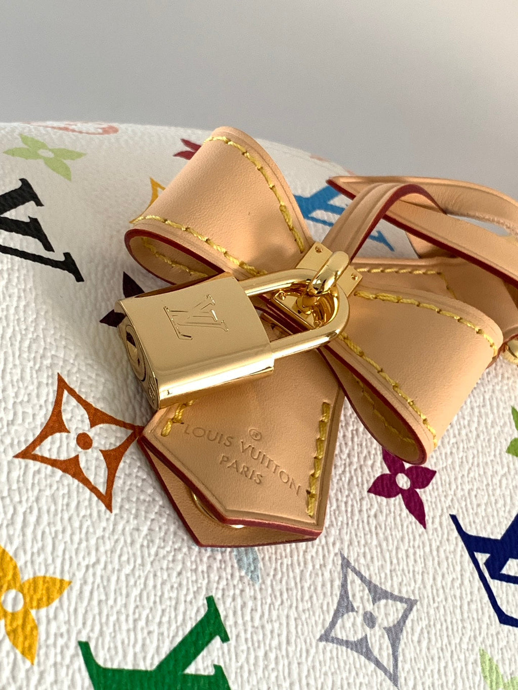 LV 26S ALMA BB BAG 23 IN WHITE MONOGRAM CANVAS