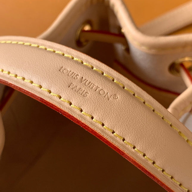 LV 26S NANO NOÉ 16 IN WHITE COATED CANVAS