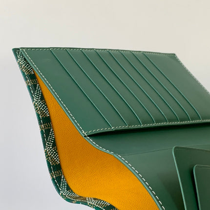 RICHELIEU CHECKBOOK WALLET 19 IN GREEN GOYARDINE CANVAS AND CALFSKIN