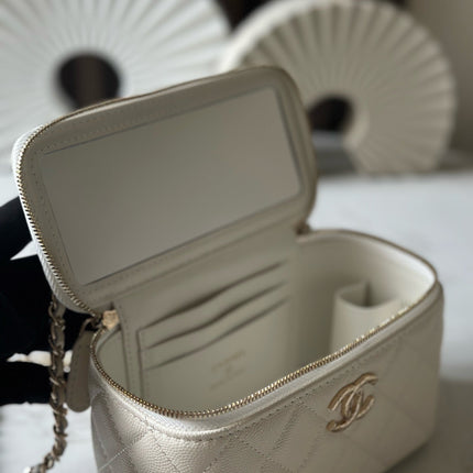 CHANEL 25S COCO CRUSH 17 IN CREAM CALFSKIN GOLD HARDWARE