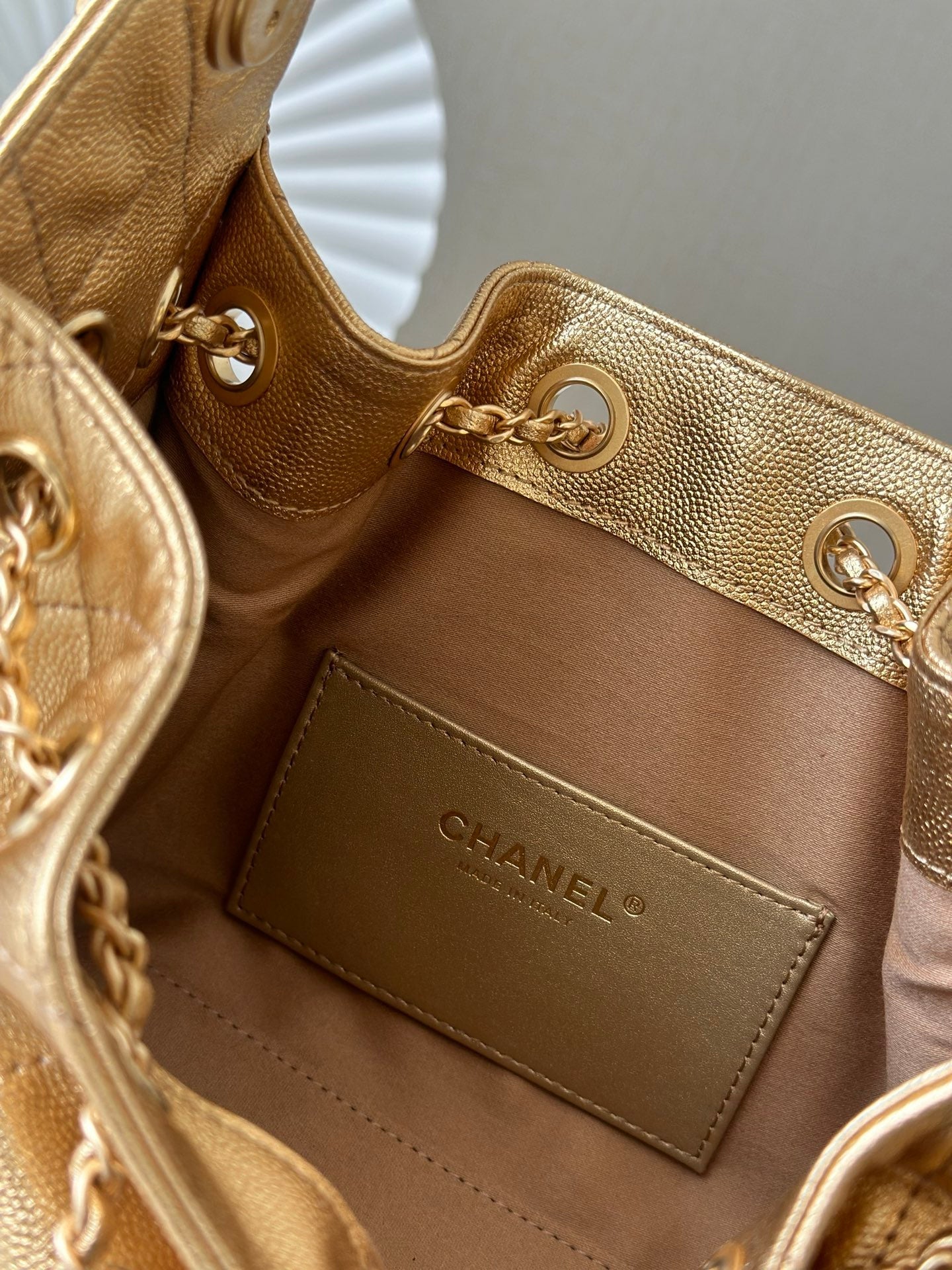 CHANEL 25S HOBO BAG 22 IN METALLIC GOLD CAVIAR CALFSKIN