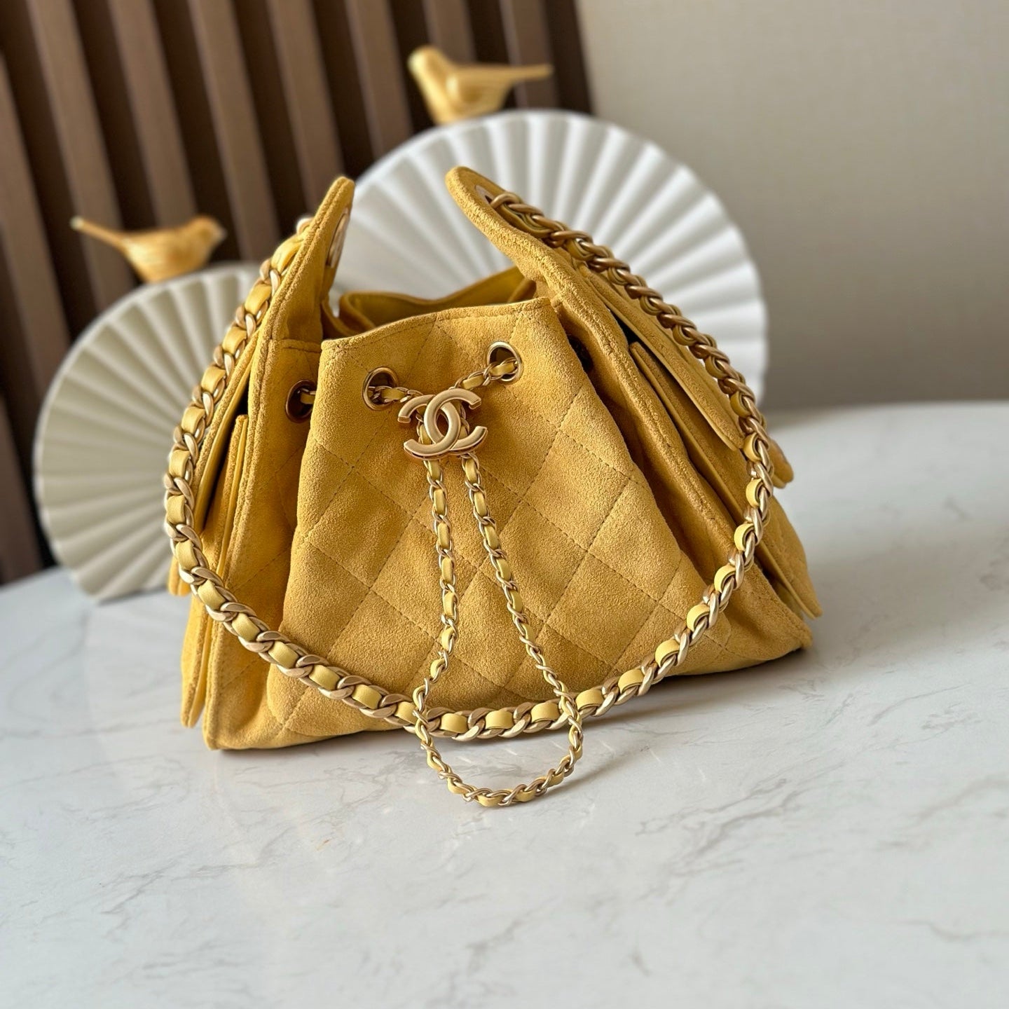 CHANEL 25S HOBO BAG 22 IN YELLOW SUEDE GOLD HARDWARE