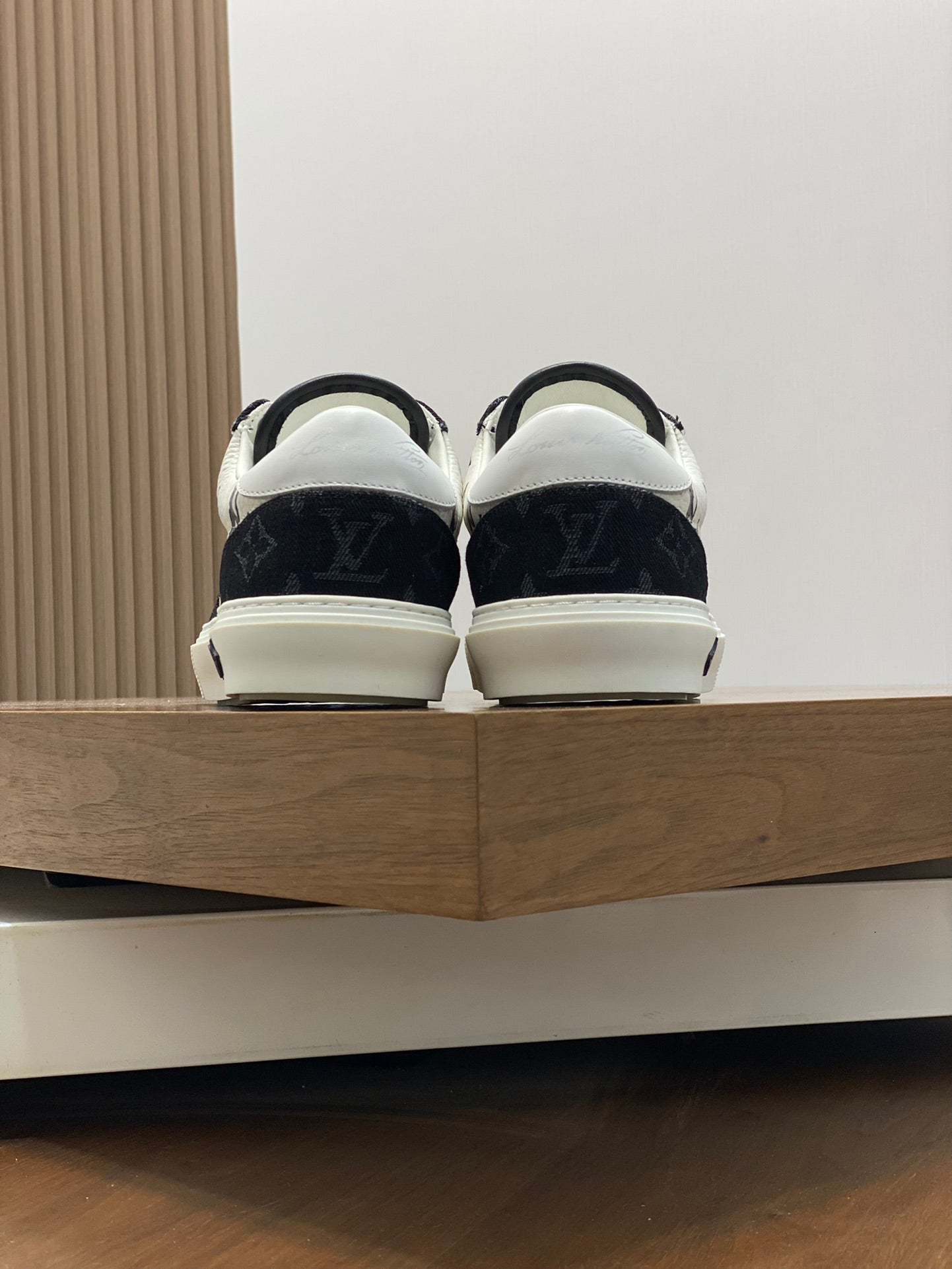 LV MONOGRAM BLACK AND WHITE SNEAKERS