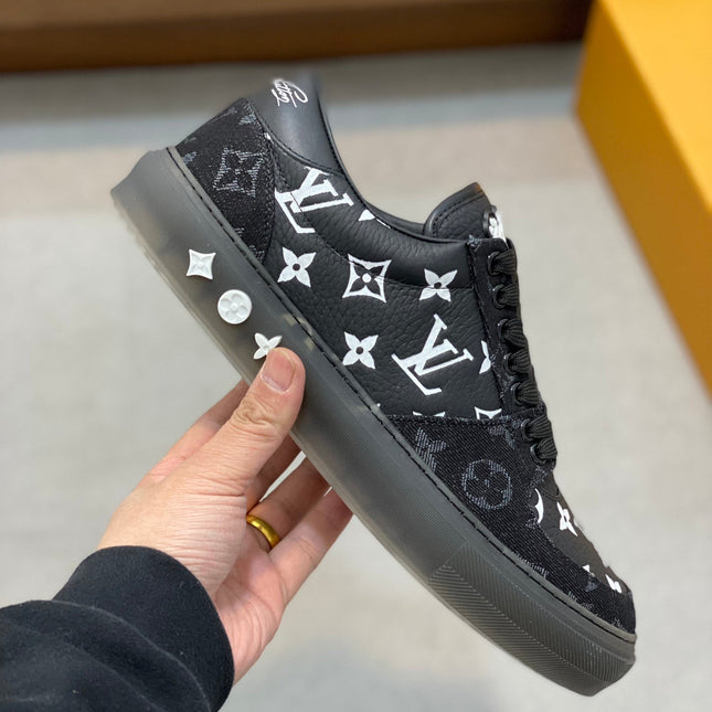 LV MONOGRAM BLACK SNEAKERS