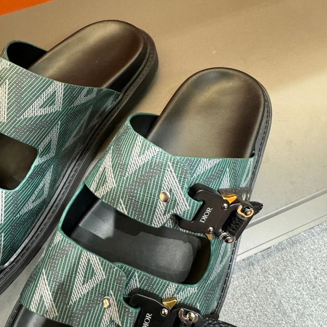 CD DOUBLE H-TOWN SANDAL PINE CALFSKIN