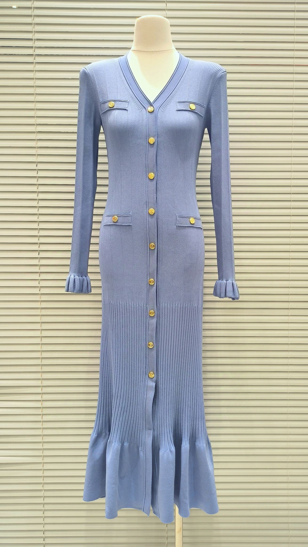 DRESS 24318