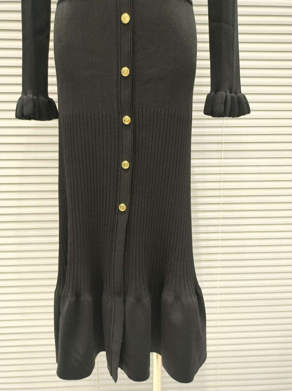 DRESS 24318