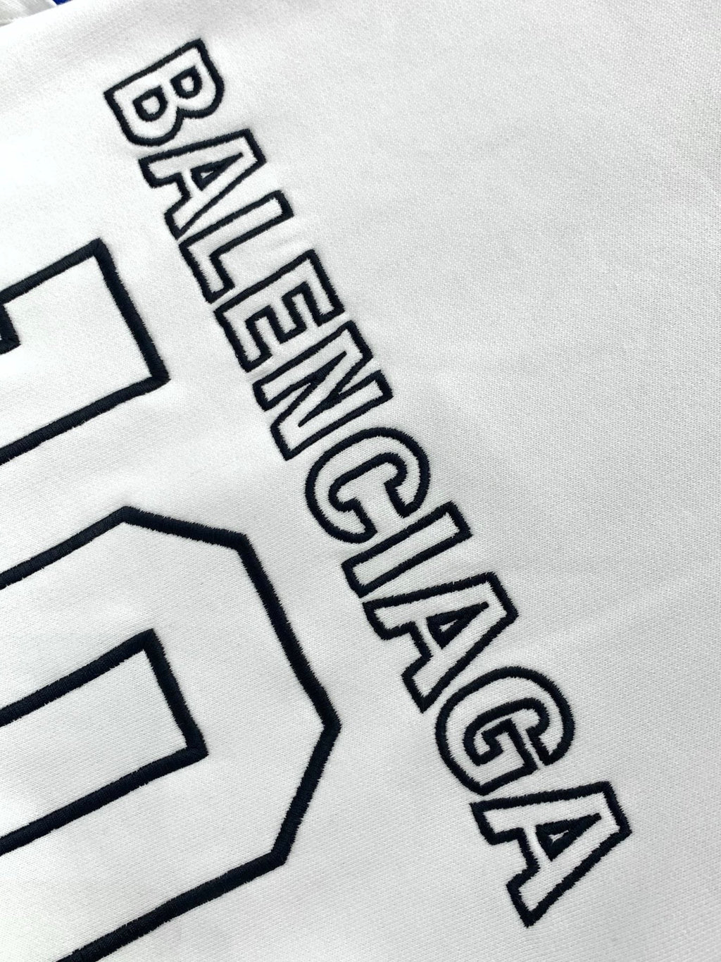BALENCIAGA 26S LONG SLEEVE SWEAT JACKET 110
