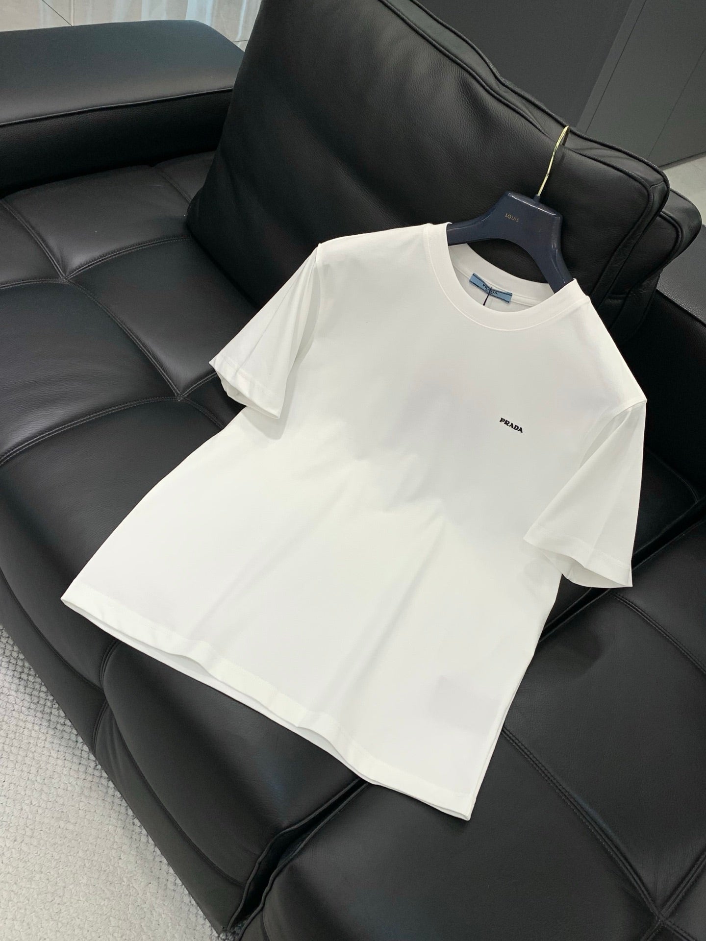PRADA 26S T-SHIRT STYLE 825