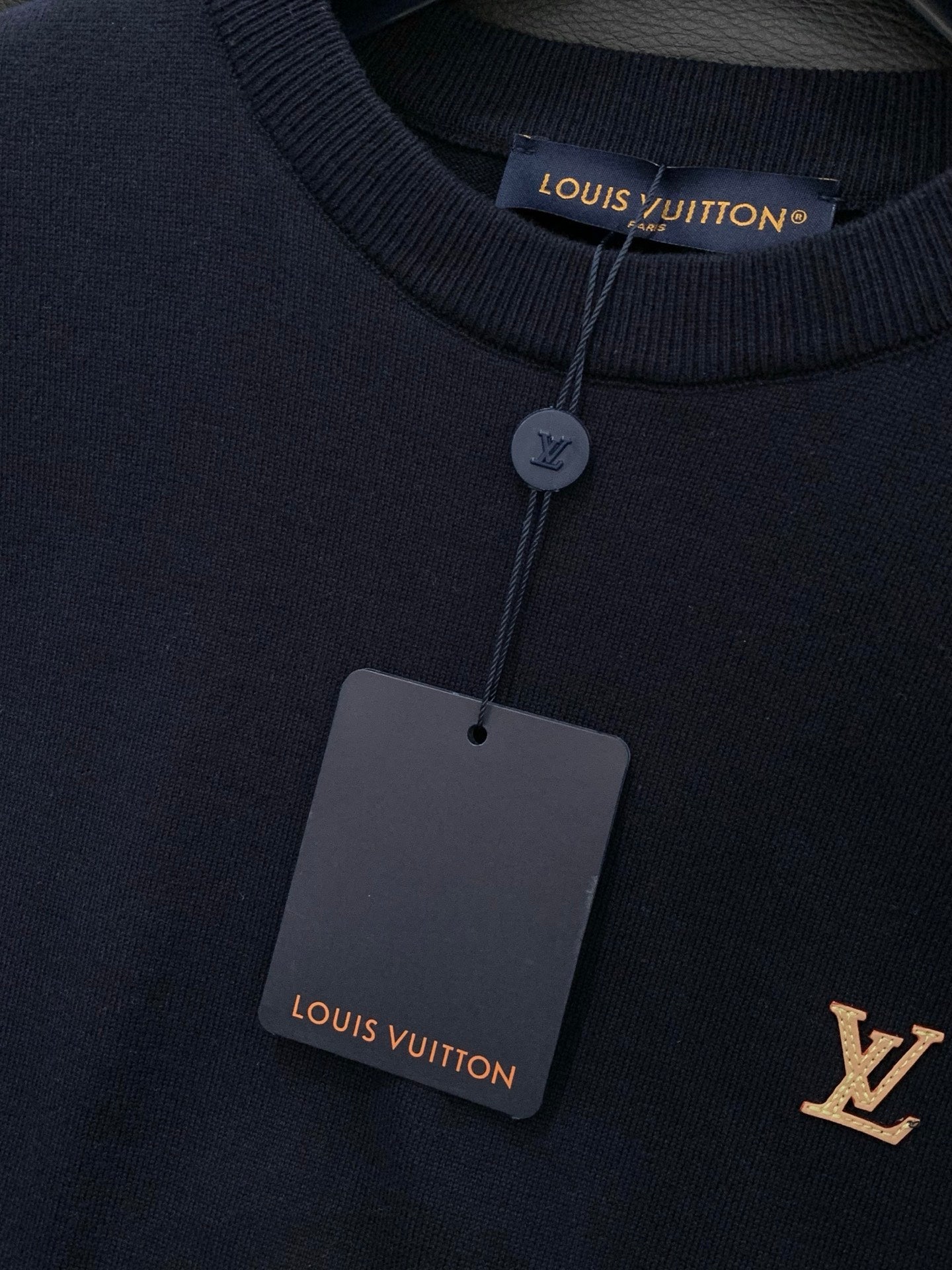LV 26S T-SHIRT STYLE 209