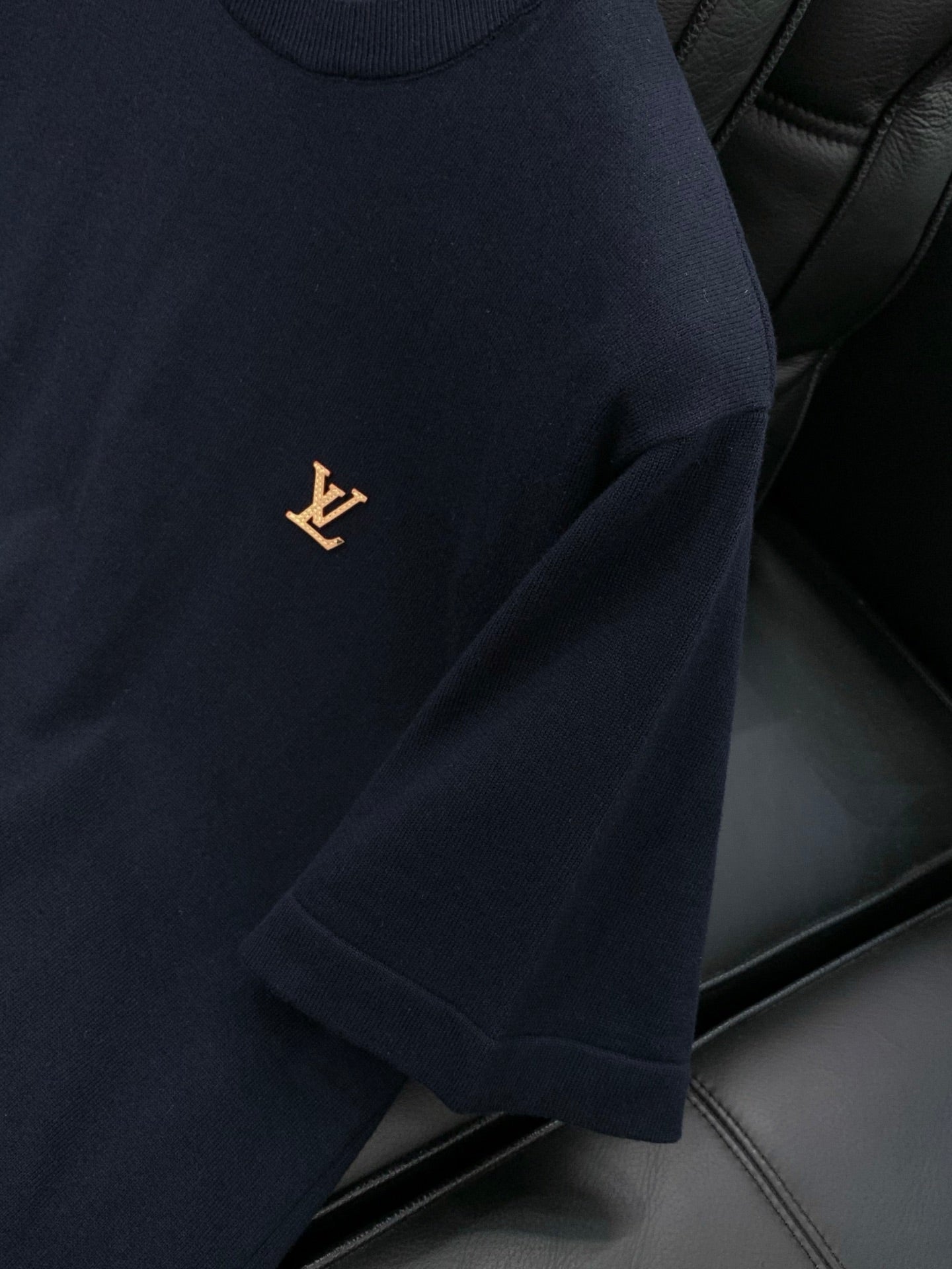 LV 26S T-SHIRT STYLE 209