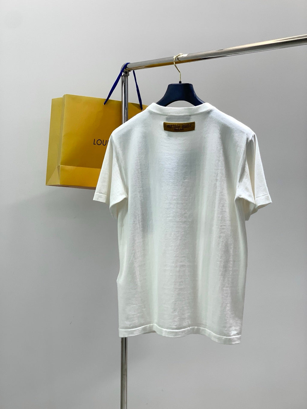 LV 26S T-SHIRT STYLE 212