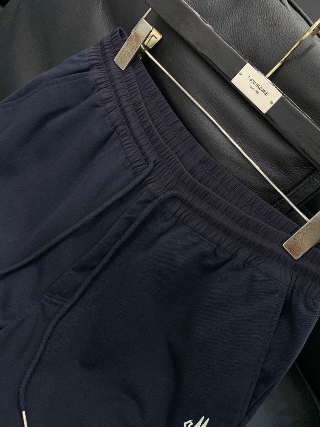 MONCLER 26S SHORTS 591