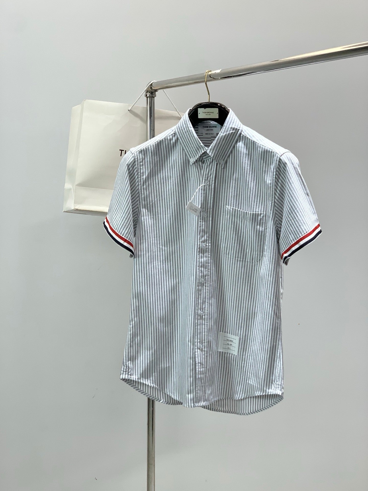 THOM 26S SHORT-SLEEVED SHIRT STYLE 133