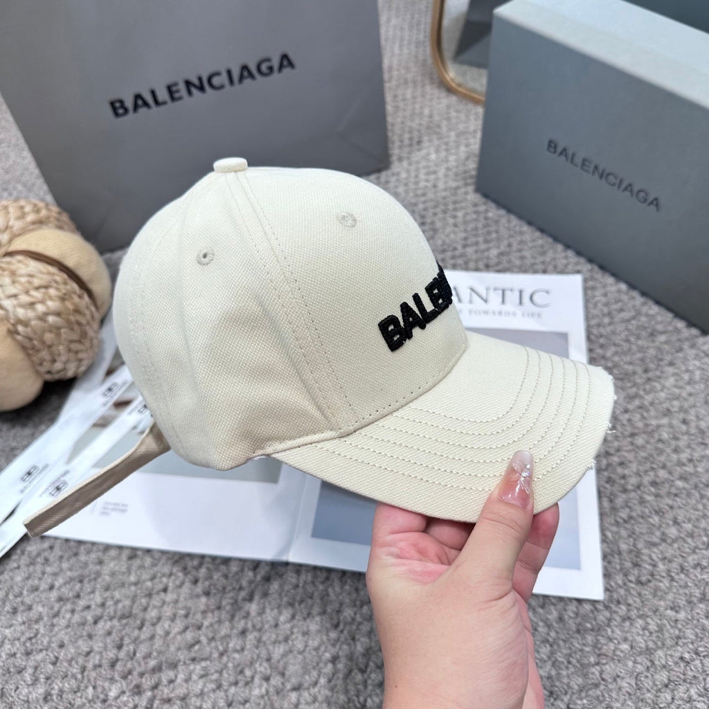 BALENCIAGA 26S BASEBALL CAP STYLE 24