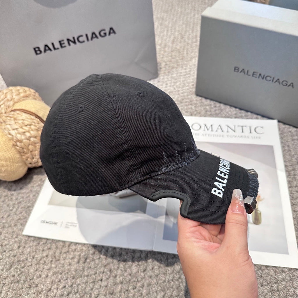 BALENCIAGA 26S BASEBALL CAP STYLE 19