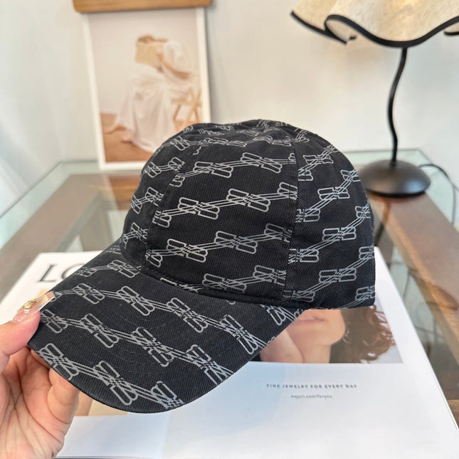 BALENCIAGA 26S BASEBALL CAP STYLE 16