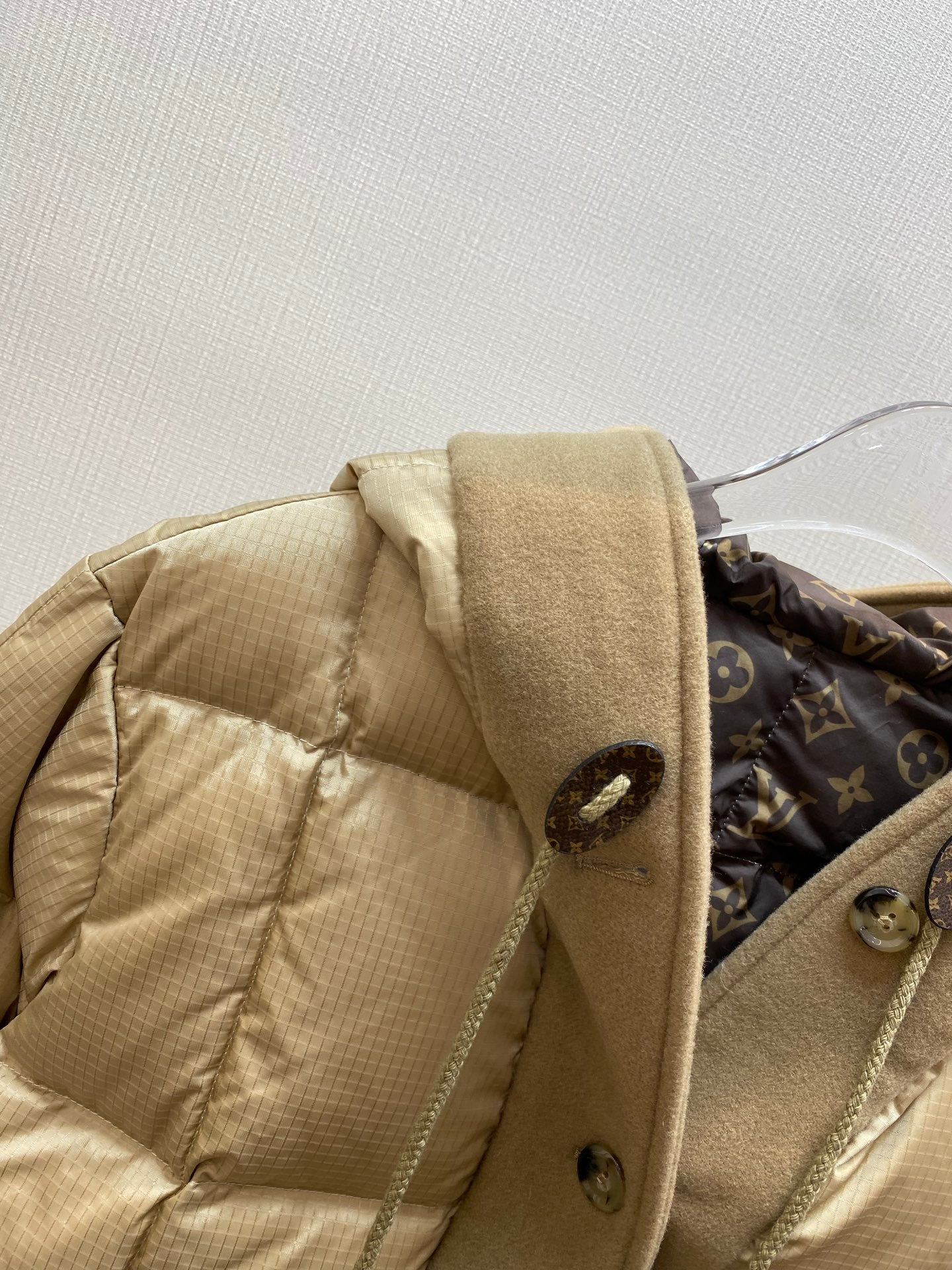 LV 25S DOWN JACKET 0123