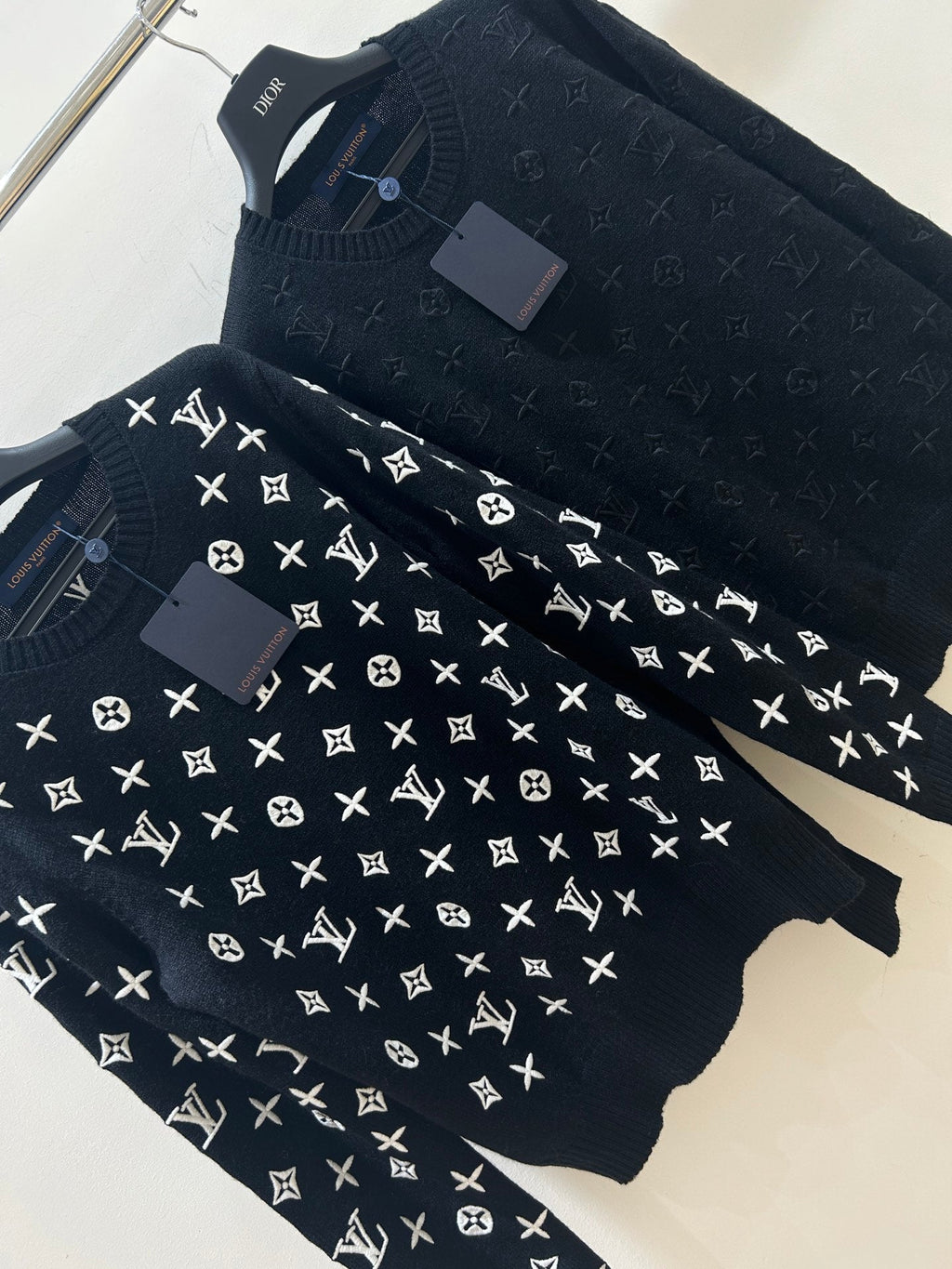 LV 25S SWEATER 0116