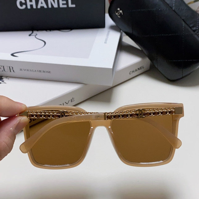 SQUARE SUNGLASSES 632884 IN BEIGE CLEAR ACETATE