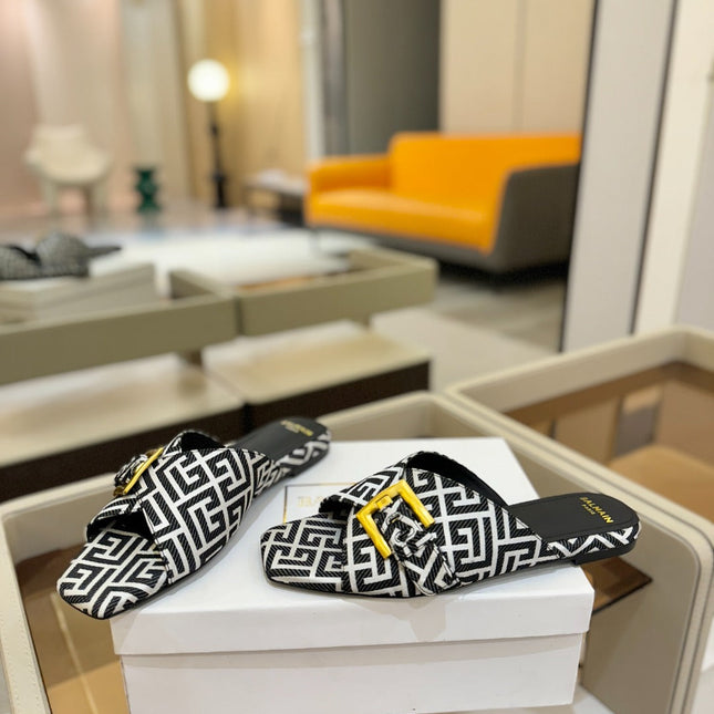 BALMAIN 26S SANDALS IN BLACK AND WHITE CANVAS