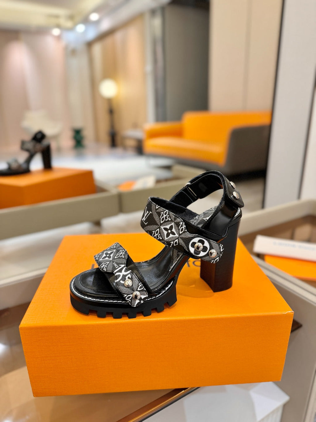 LV 26S HIGH HEEL SANDALS 100 MM IN WHITE MIX BLACK CALFSKIN WITH FLORAL PATTERNS