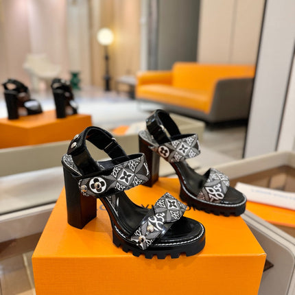 LV 26S HIGH HEEL SANDALS 100 MM IN WHITE MIX BLACK CALFSKIN WITH FLORAL PATTERNS