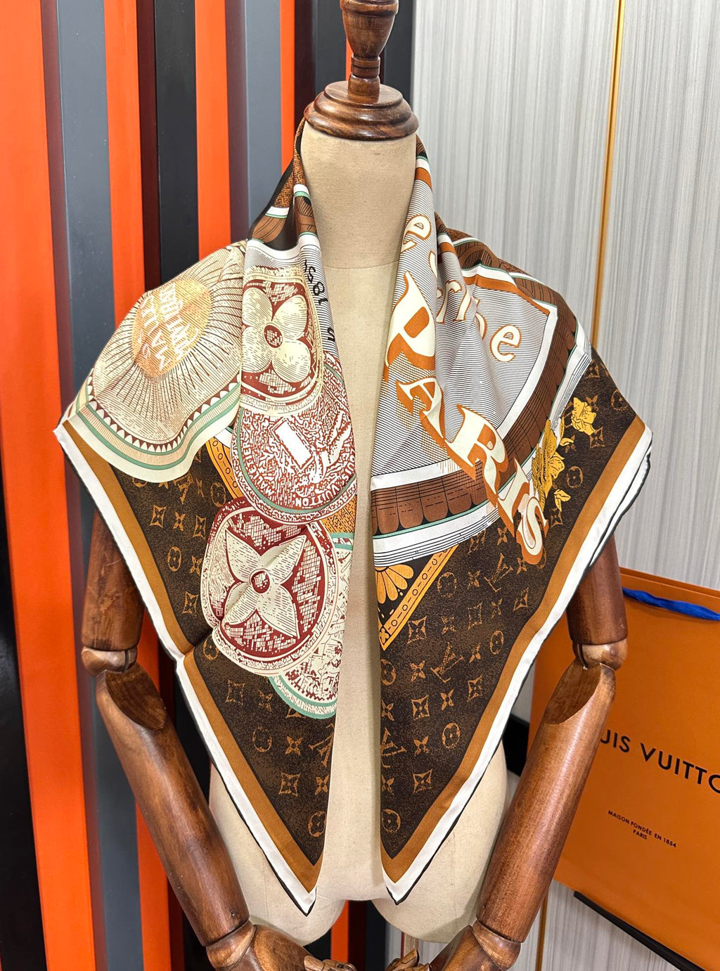 LV SCARF 90 CM IN SILK 730534