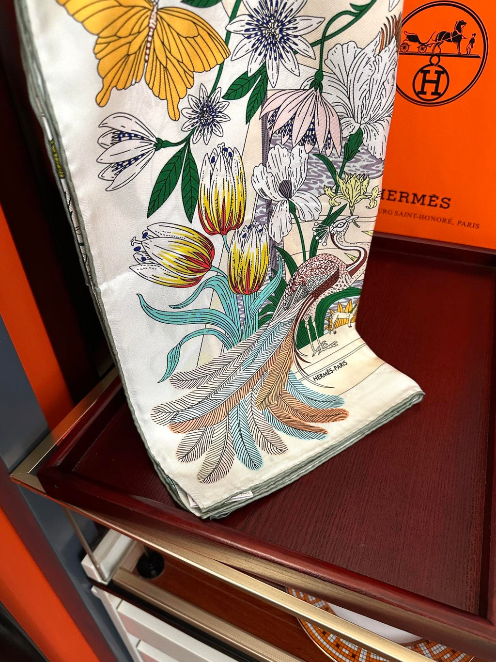 HERMES 25S SCARF 90 IN SILK 735741