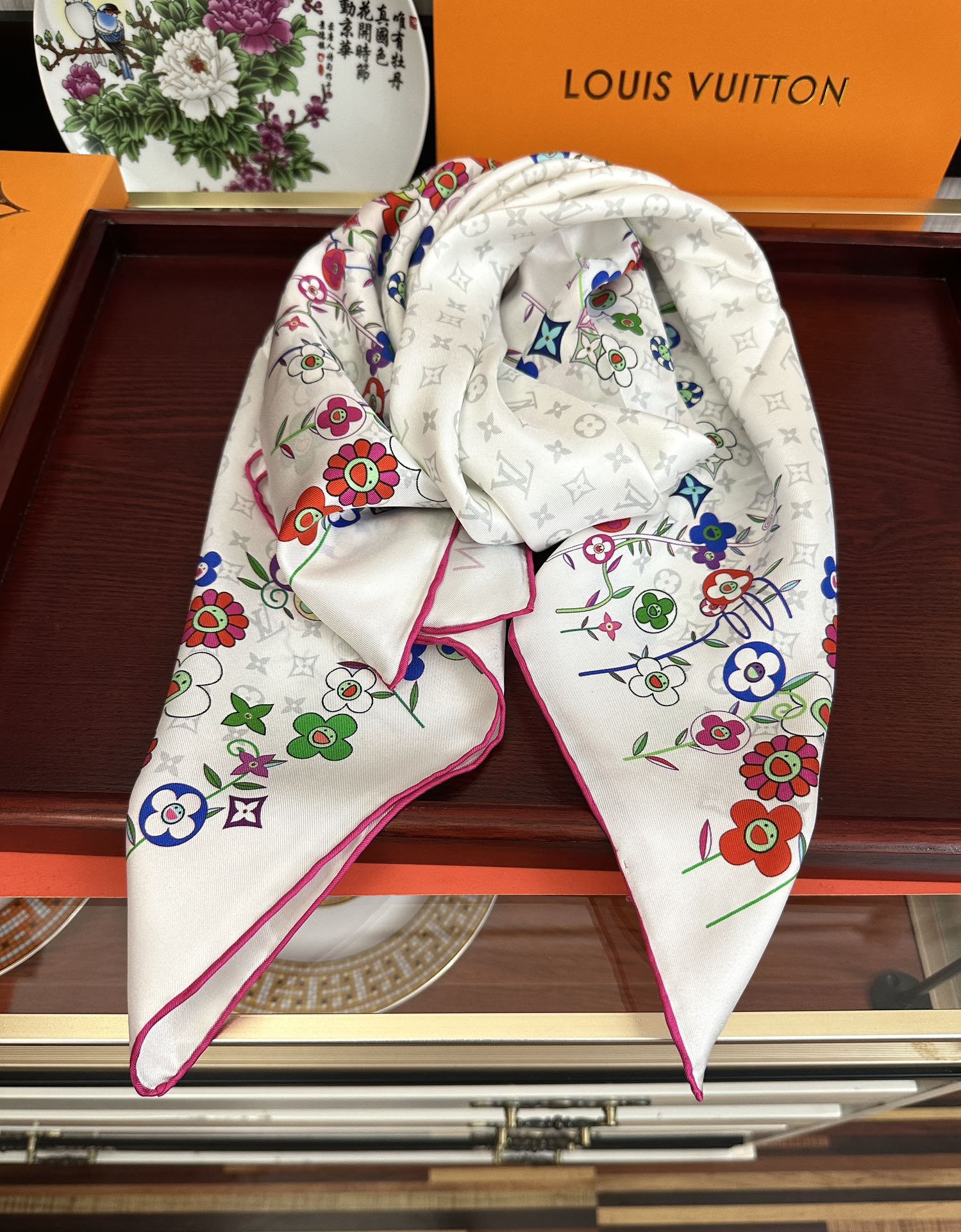 LV SCARF 90 CM IN SILK 01