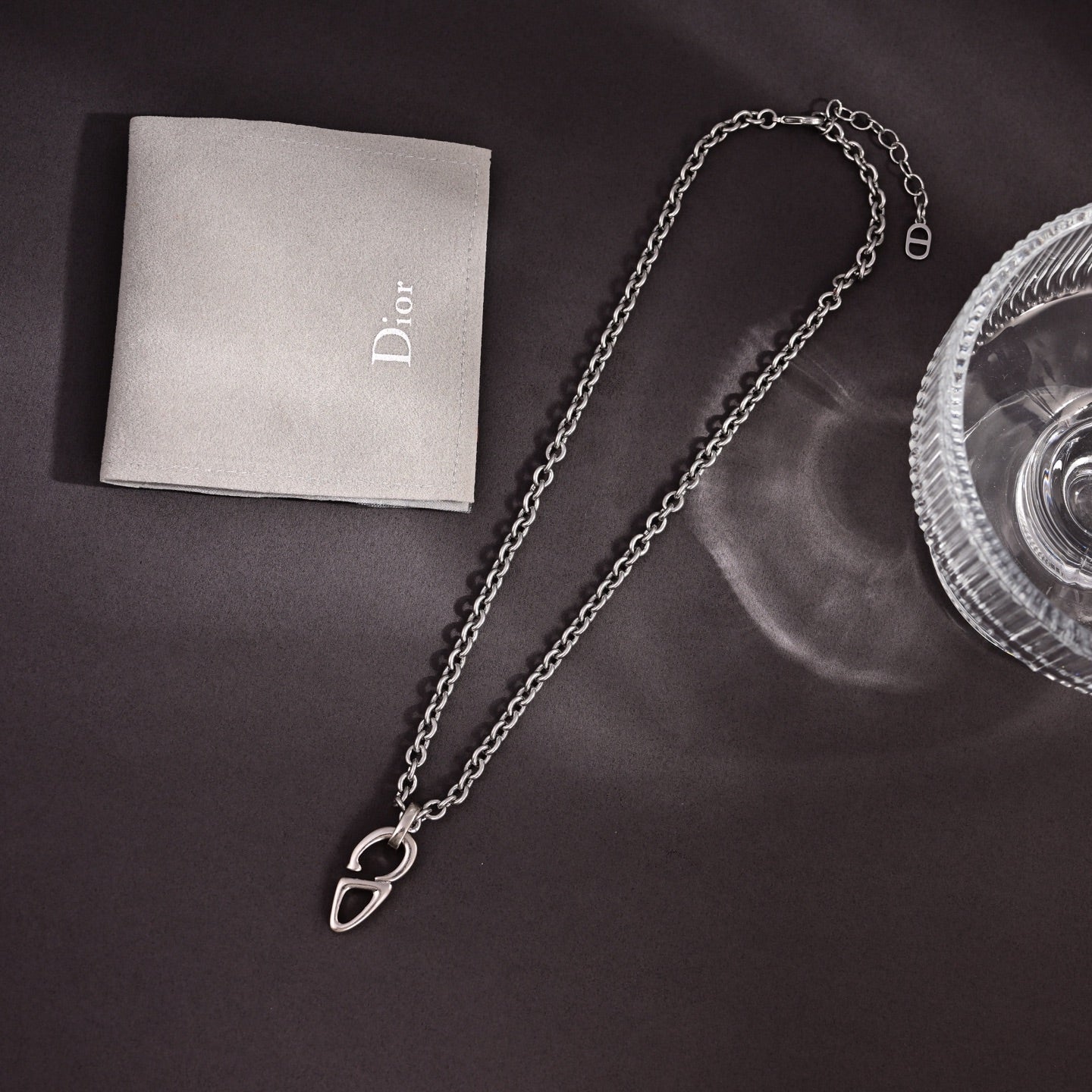 CD 26S CD LOGO CHAIN LINK PENDANT NECKLACE IN SILVER METAL 633196