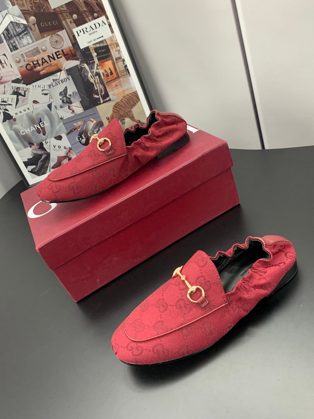 GUCCI 26S LOAFERS IN RED CANVAS